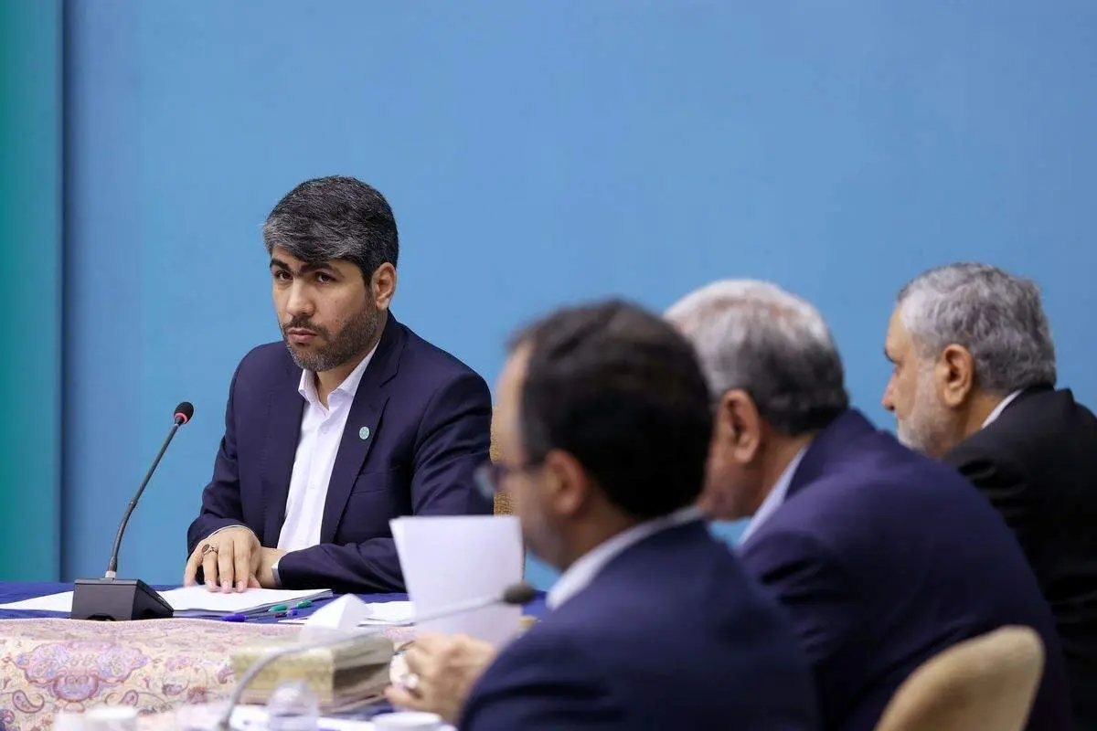 خبر داغ از یک رسانه اقتصادی؛ رفتن لطیفی قطعی شد