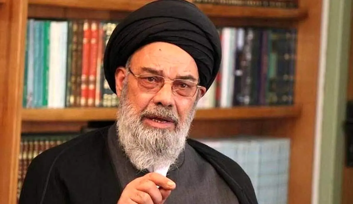 امام جمعه اصفهان: گشت ارشاد حتما بدون هیچ واهمه‌ای باید کارش را شروع بکند