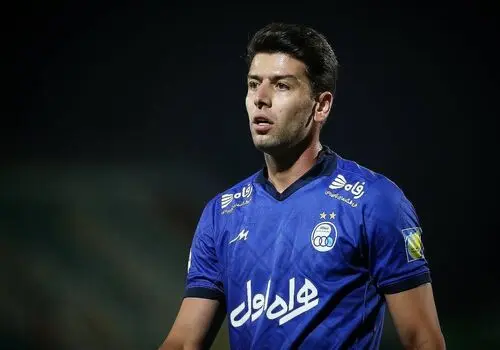 هافبک سابق استقلال به سیم آخر زد!