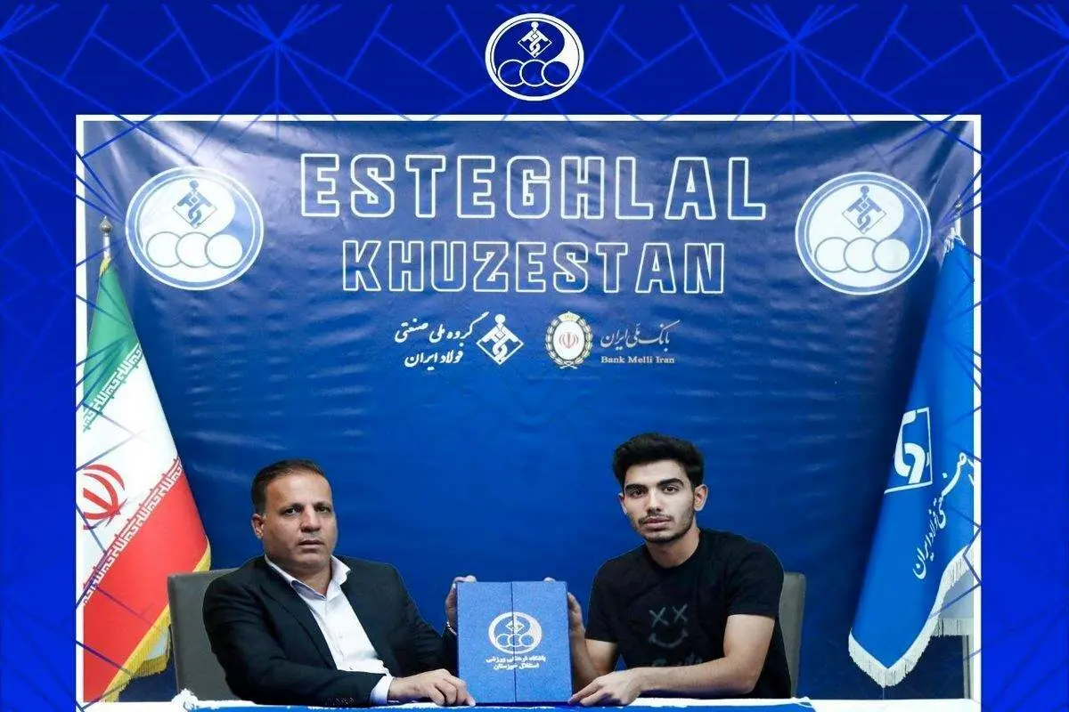 یک قرمز پوش استقلالی شد!+عکس