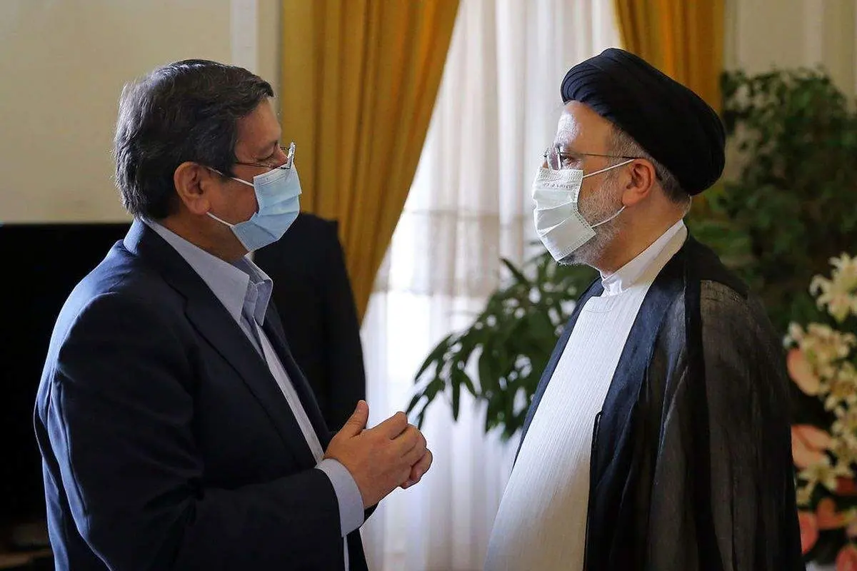 تیکه سنگین همتی به رئیسی: یک لحظه با خدای خودتان خلوت کنید...