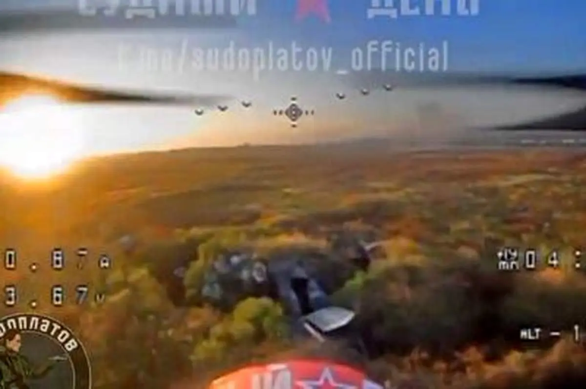 لحظه‌ وحشتناک ورود پهپاد انتحاری روسیه به سنگر اوکراینی ها+ فیلم