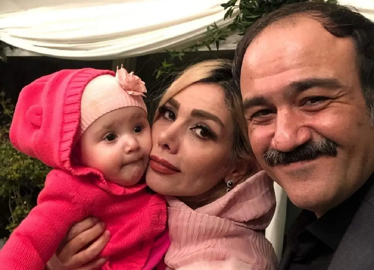 عکس یادگاری مهران غفوریان و خانواده اش با سیاوش قمیشی