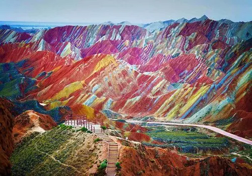  ۷ مکان مرموز و طبیعی جهان ؛ از شعله های ابدی تا غارهای باستانی+ تصاویر