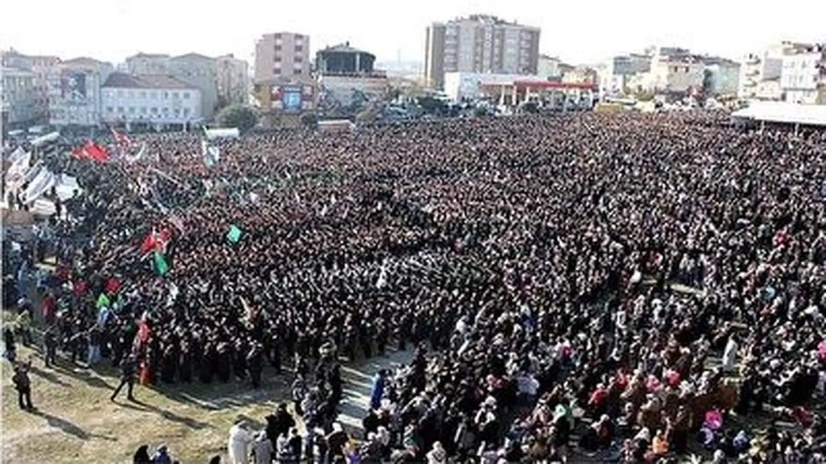 مراسم‌ عزاداری عاشورای حسینی در استانبول+ فیلم