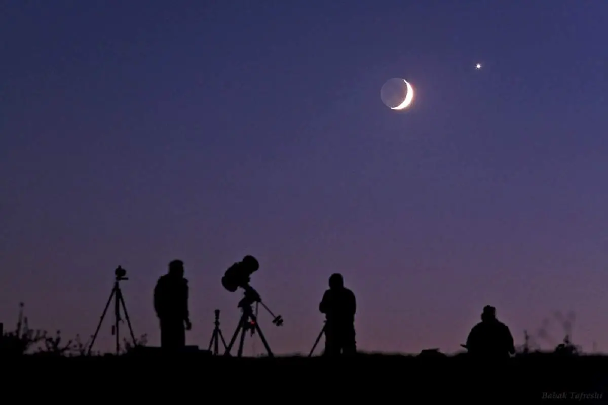 تصویر شگفت انگیز ناسا از مقارنه زیبای ماه و مشتری+عکس