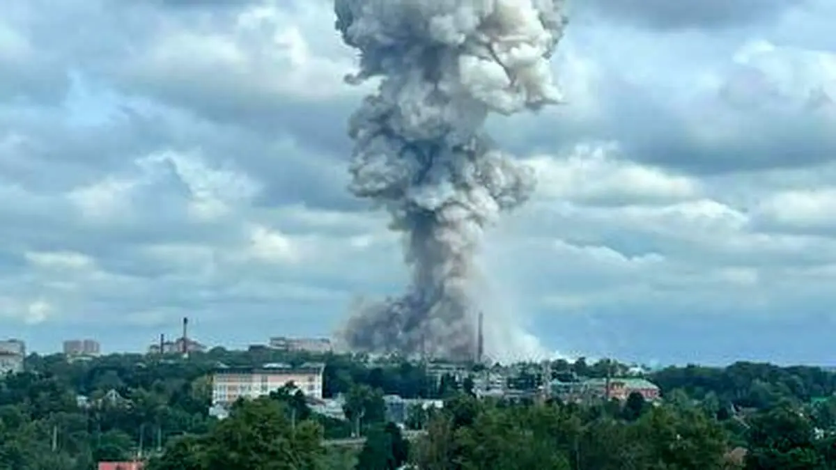 انفجار کارخانه تولید تجهیزات نوری در حومه مسکو+ فیلم