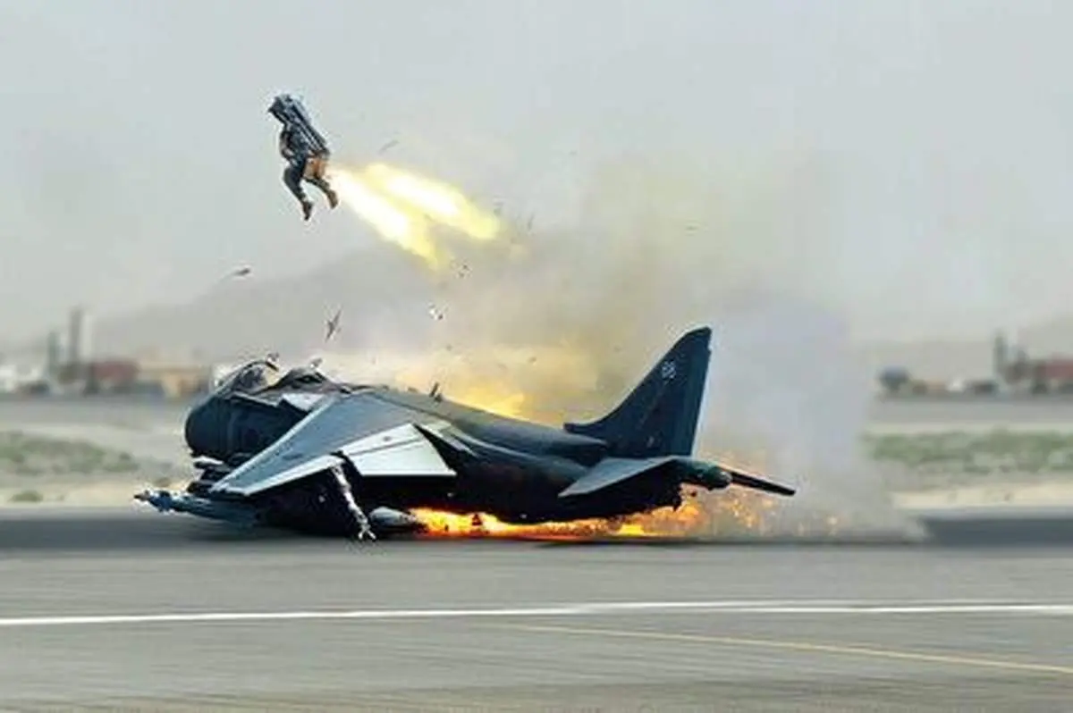 تاثیر ایجکت کردن بر سوابق حرفه ای یک خلبان+ فیلم