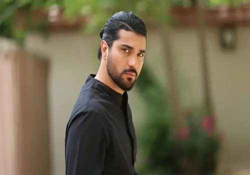 سینا مهراد و پردیس احمدیه در «دو روز دیرتر»+ عکس