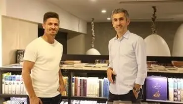 شهران ناظری مهمان ویژه کتابفروشی زیدان استقلالی ها+ عکس