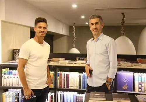 ویدیوی زیرخاکی از آهنگ ایران ای سرای امید با صدای شهرام ناظری