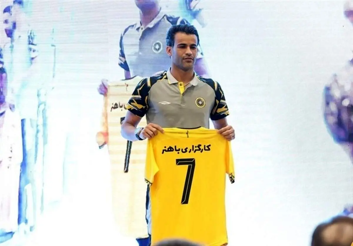 عیسی آل‌کثیر؛ از پرسپولیس رانده، از سپاهان مانده!