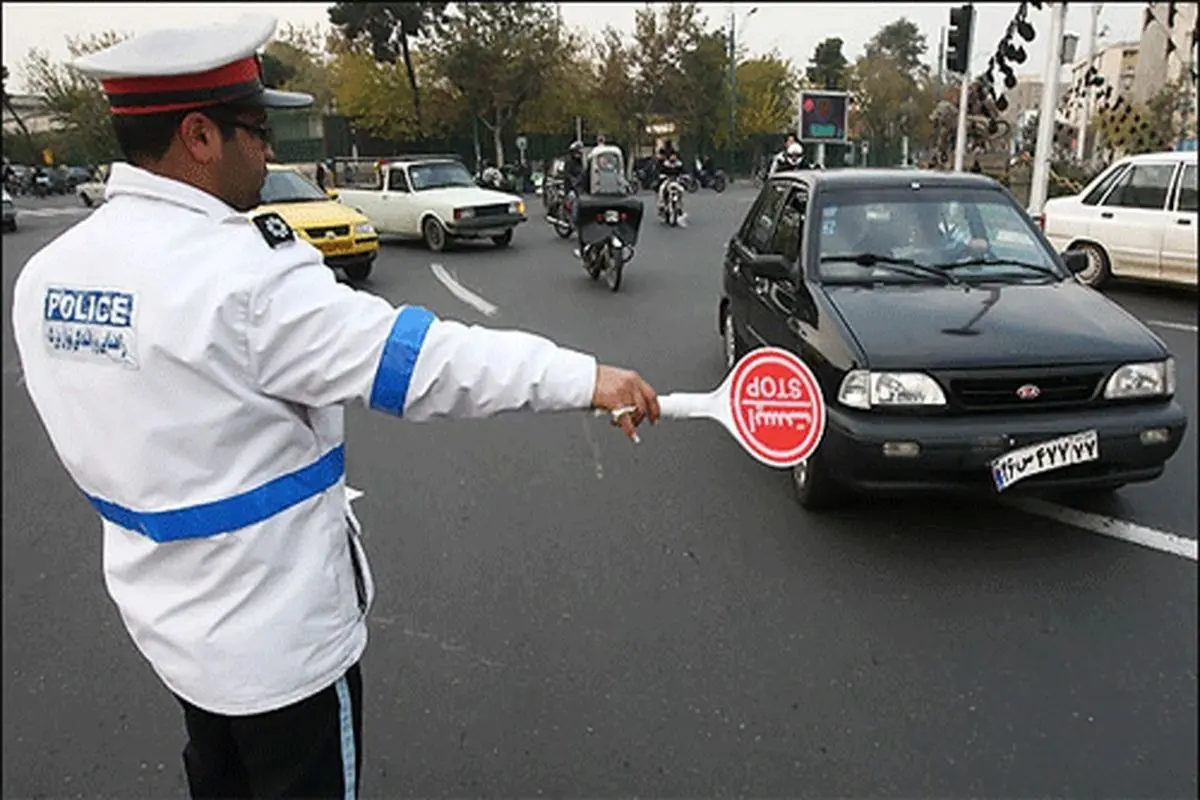 همشهری: وضعیت تورمی کار را به جایی رسانده که جریمههای ۵۰و ۱۰۰هزار تومانی دیگر برای برخی رانندگان بازدارنده نیست!