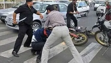 عاقبت عربده کشی که با شمشیر و قمه قدرت نمایی می‌کرد!