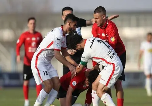 گمانه زنی ها درباره آرای احتمالی بازی پرحاشیه پرسپولیس - تراکتور