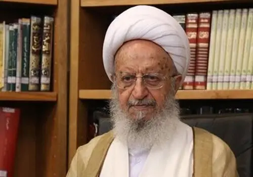 آیت الله مکارم شیرازی به بیمارستان منتقل شد