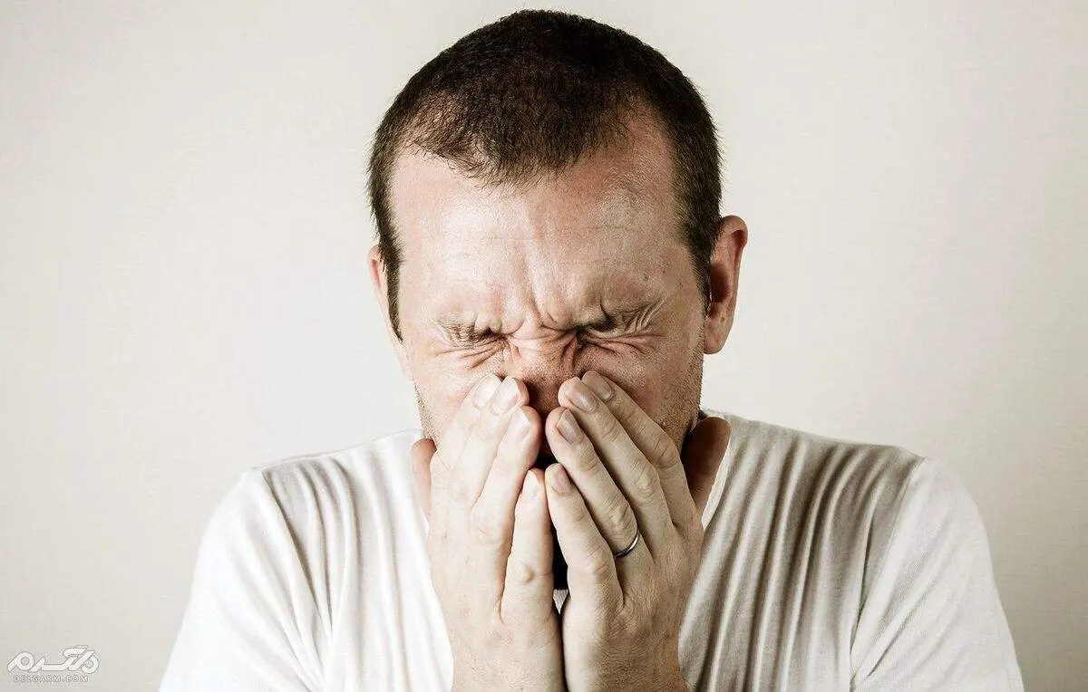 گرفتن جلوی عطسه، گلوی مرد جوان را سوراخ کرد!+عکس