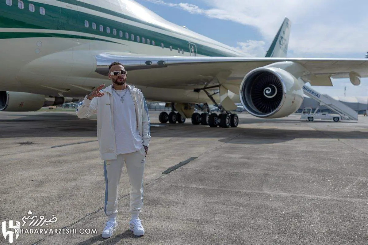 نیمار با جت سعودی‌ها به عربستان رفت+ تصاویر