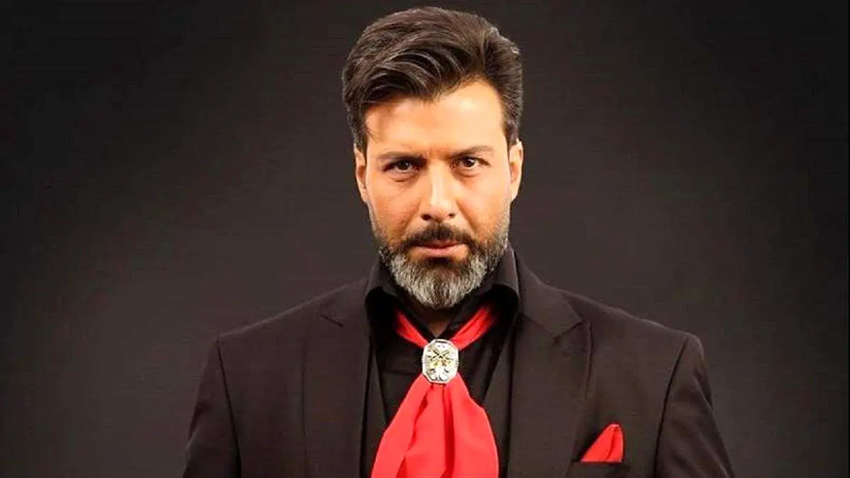 مجید واشقانی با شلوار چهارخانه جذاب تر شد+ عکس