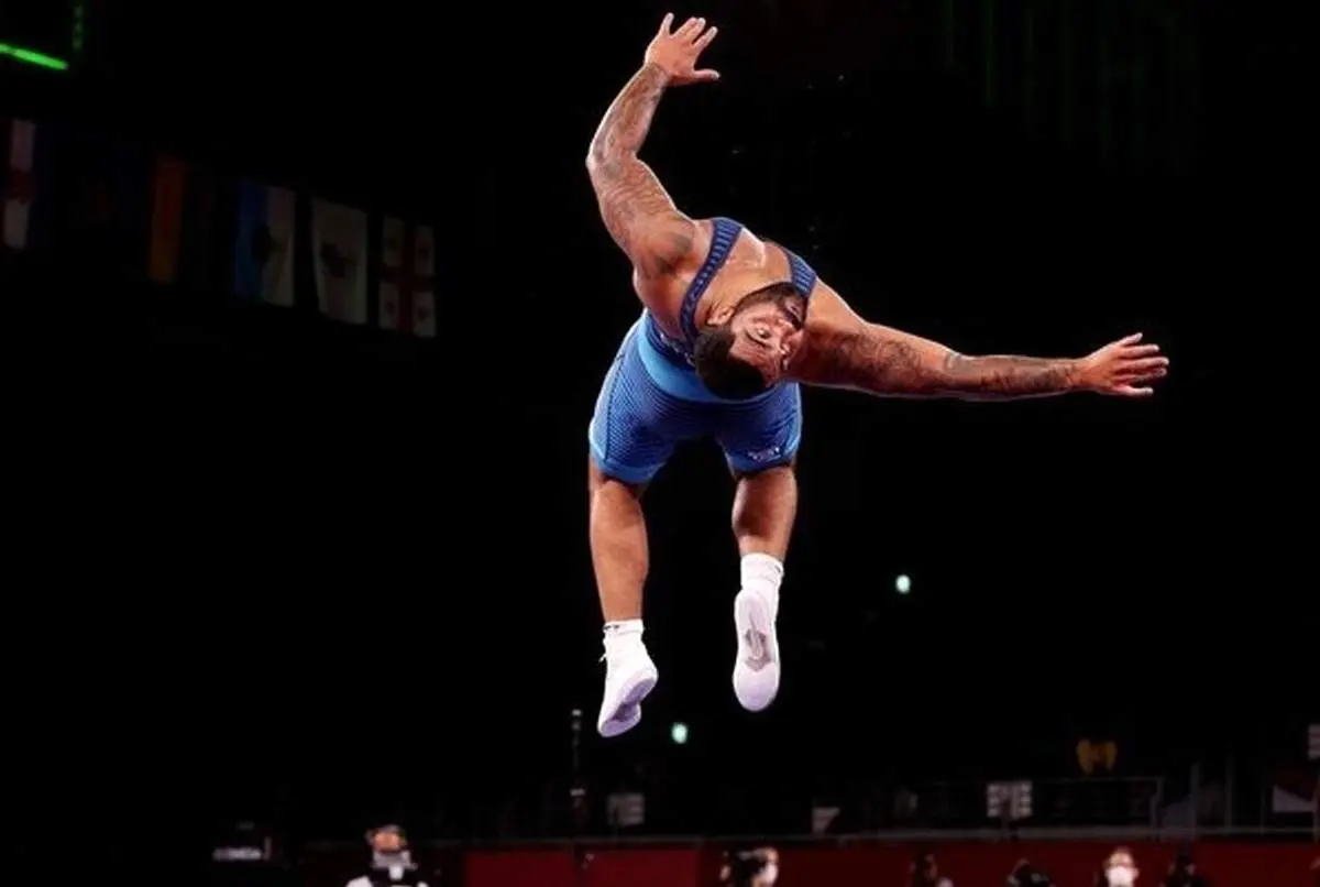 ستاره تیم ملی کشتی آمریکا کنار گذاشته شد!