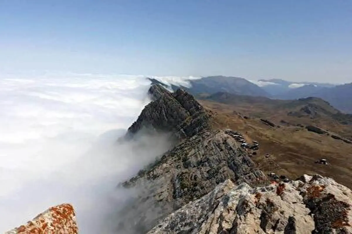 آبشارِ ابر در مرزِ سمنان و مازندران+فیلم