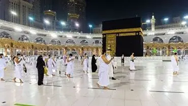 صحنه های آخرالزمانی در مسجدالحرام و پرت شدن مردم در هوا!+ فیلم
