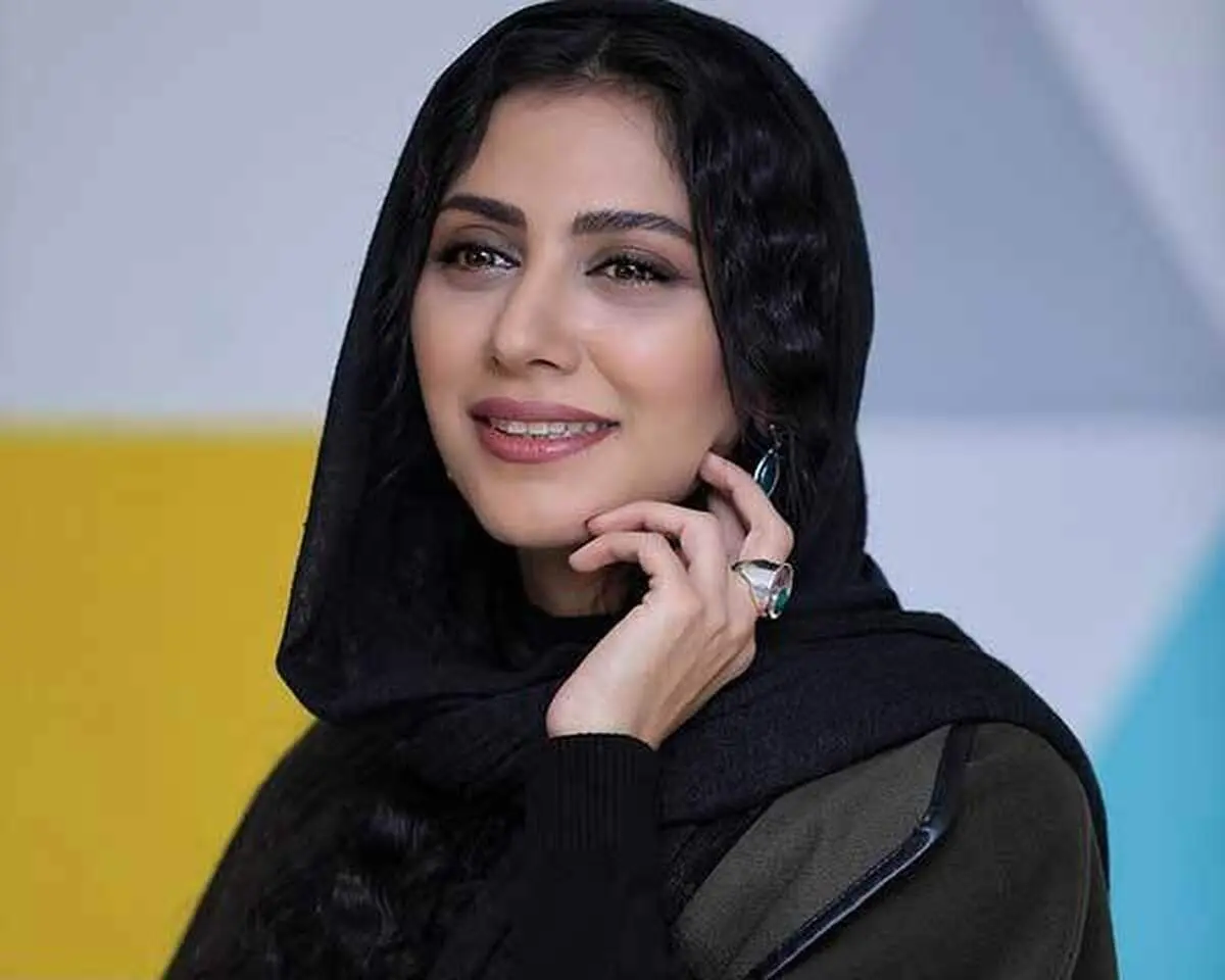 مونا فرجاد گربه سیاه شد!+ عکس