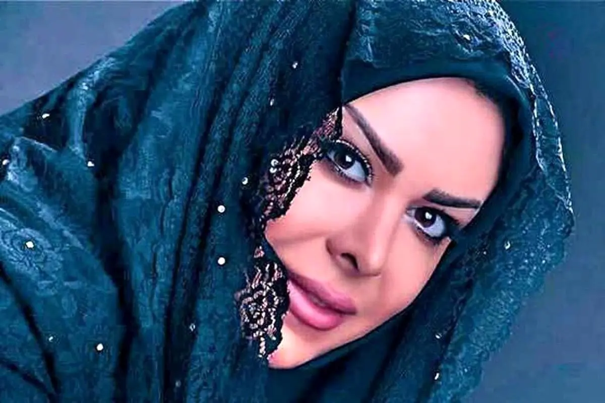 فلور نظری خودش را شبیه عروسک کرد!+ عکس