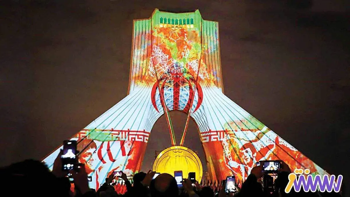  برج آزادی وقتی هنوز در حال ساخت بود+ عکس