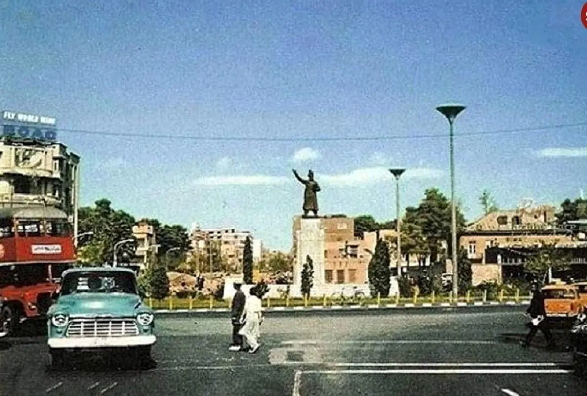 ۶۲ سال قبل میدان فردوسی تهران به این شکل بود+ تصاویر