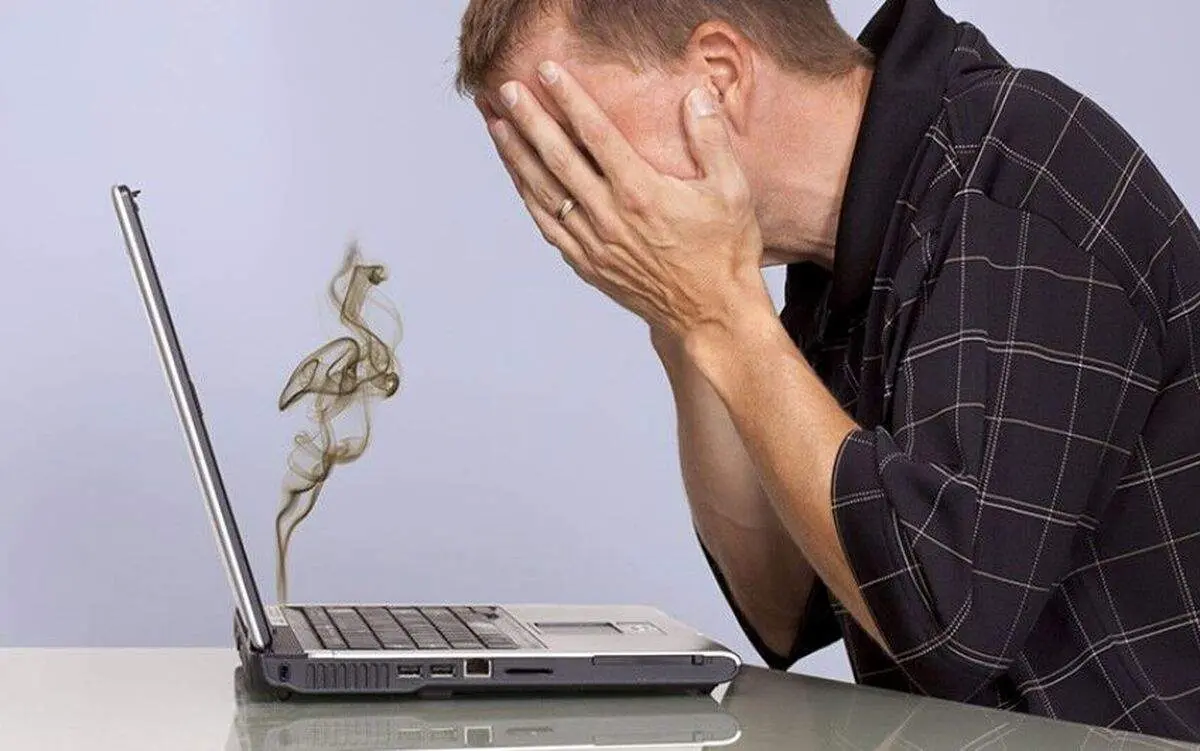 این اشتباهات باعث نابودی لپ تاپ شما می‌شود