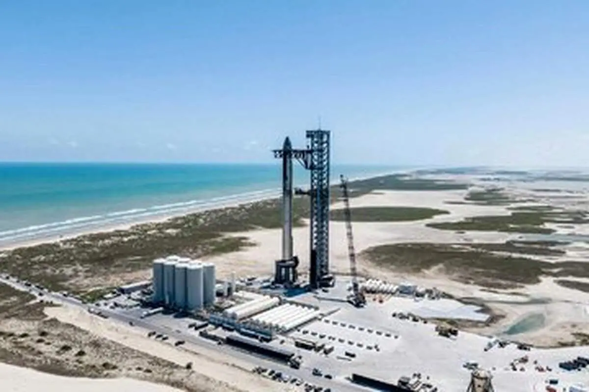 نگاهی متفاوت به قدرتمندترین موشک جهان+ عکس