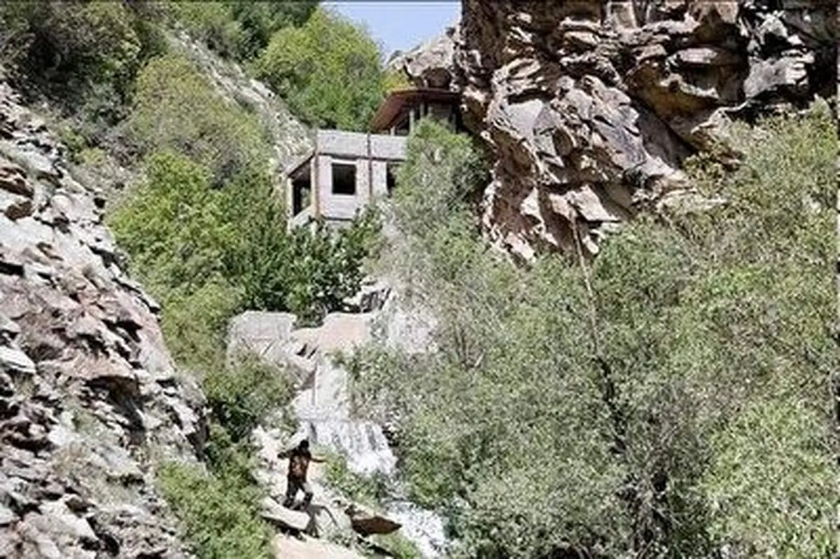 ایجاد شکاف در کوه در پی زلزله مراکش+ فیلم