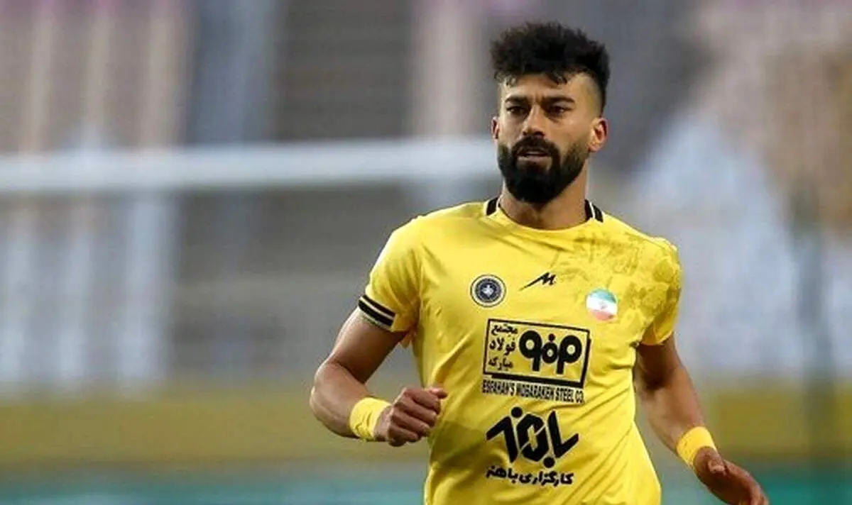 واکنش رامین رضاییان پس از کسر امتیاز از سپاهان+ عکس