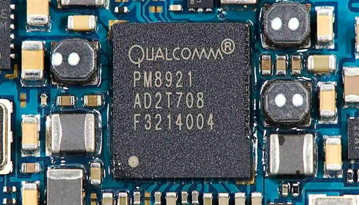 با کارکرد آی سی تغذیه موبایل و نشانه های خرابی آن آشنا شوید