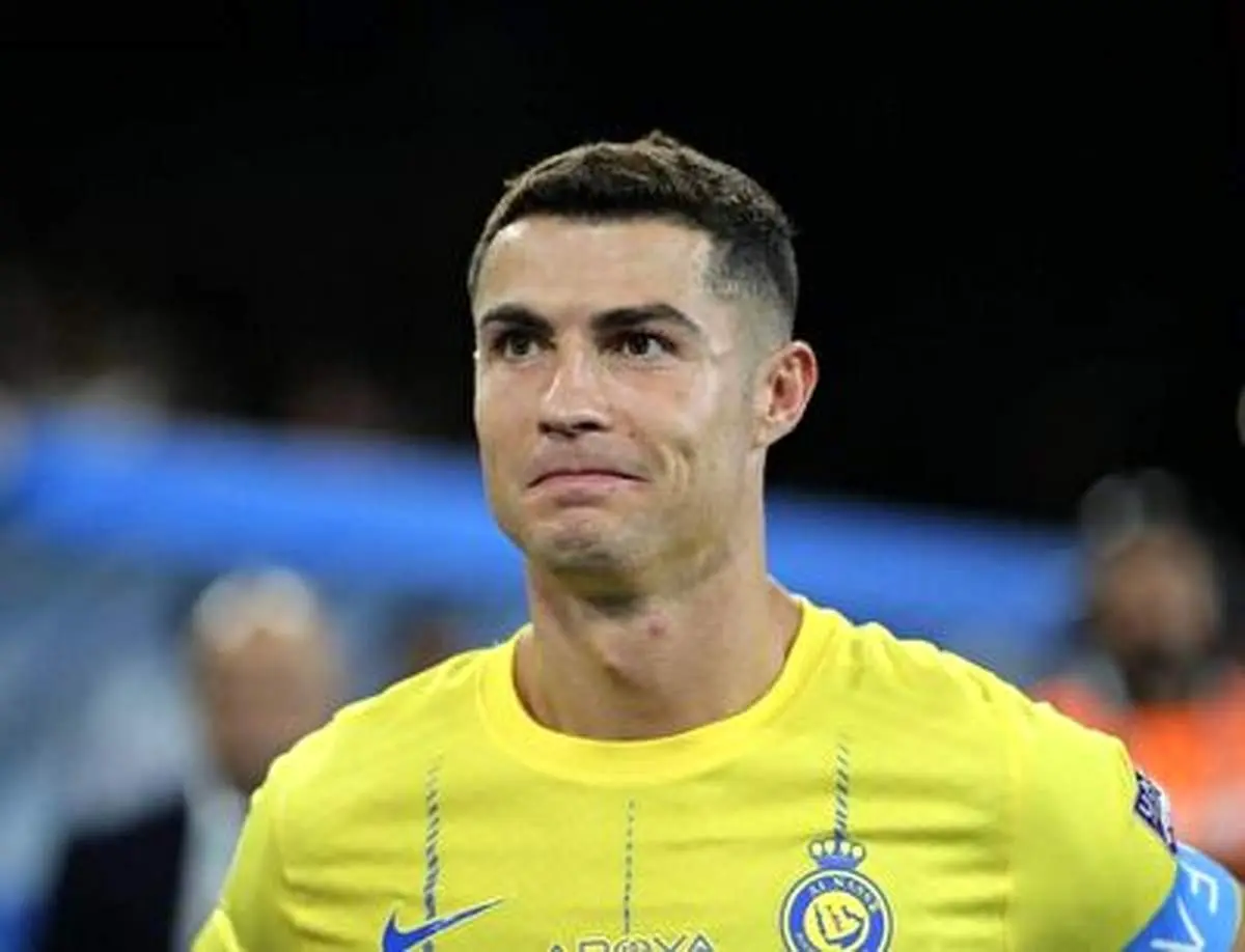 تجمع هواداران رونالدو مقابل فرودگاه امام + فیلم