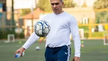 دفاع تمام قد عقاب آسیا از پرسپولیس+ عکس