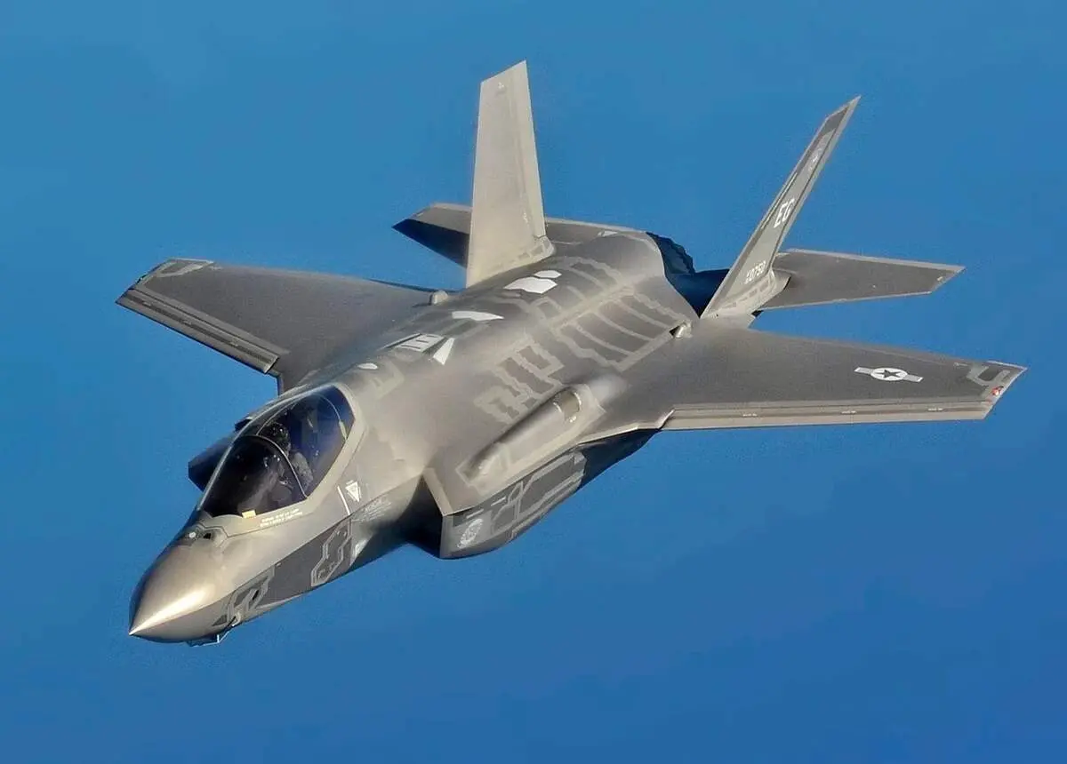 پیدا شدن بقایای F-35