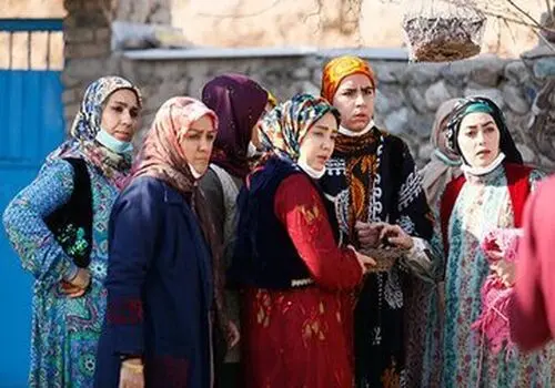 تغییر چهره بازیگر «زیرخاکی» در کنار ژاله صامتی+ عکس