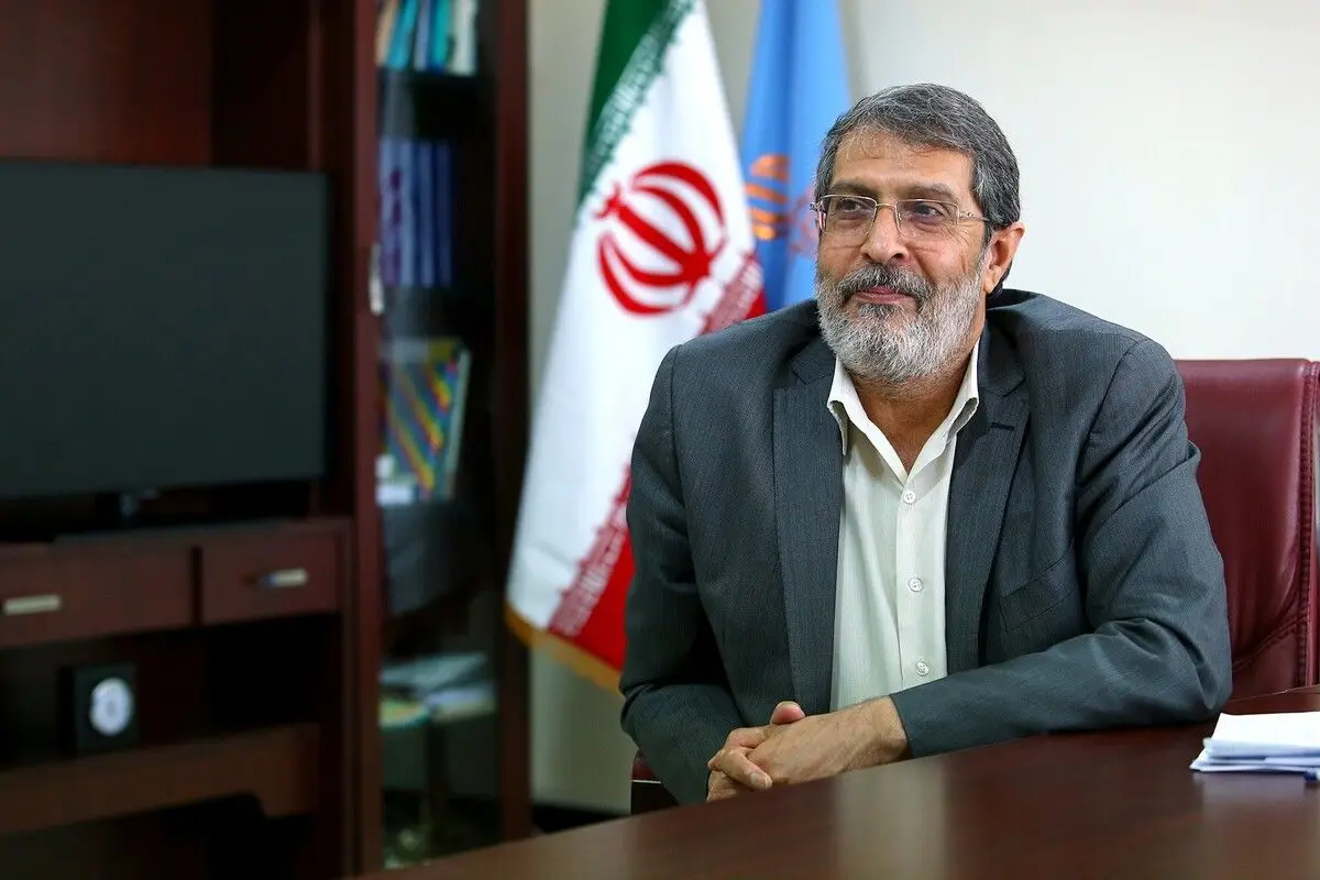 این فرد عامل چپ کردن ماشین حامل آیت الله خامنه ای بود!