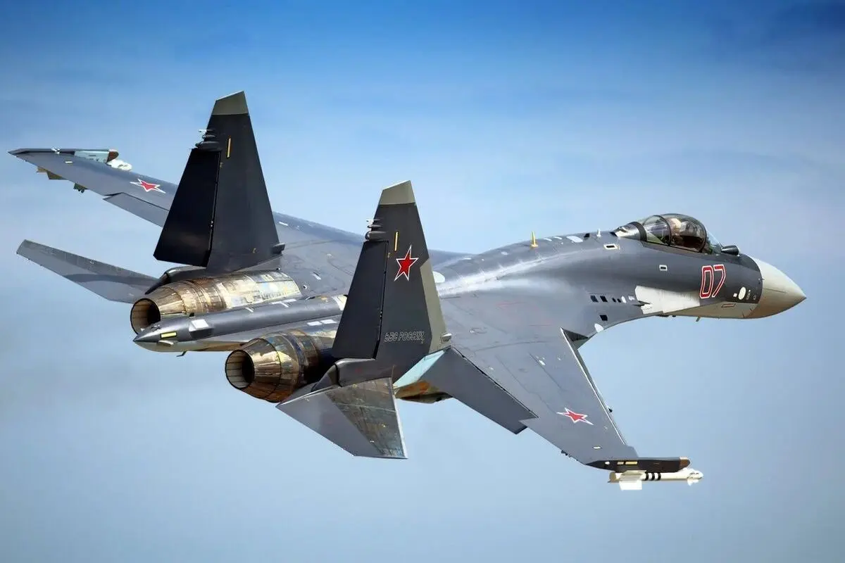 سامانه دفاع هوایی روسیه به اشتباه جنگنده سوخو-۳۵ را زد! + فیلم