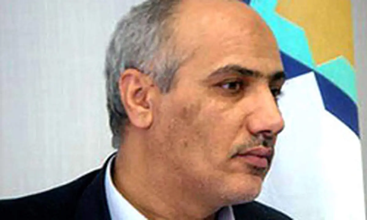 مدیرعامل راه‌آهن: چفیه مقام‌معظم‌رهبری نماد اخلاص و ایثار است/ همه ایرانی‌ها بسیجی هستند