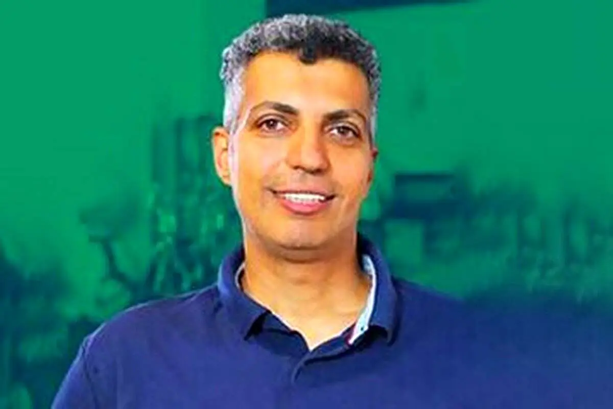 برگزاری تولد عادل فردوسیپور در ورزشگاه غدیر+ عکس