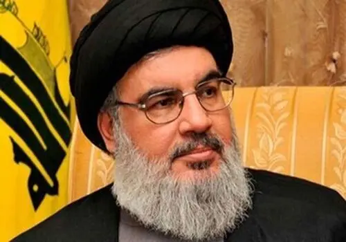 تصویری از  شهید سید رضی موسوی در کنار سید حسن نصرالله