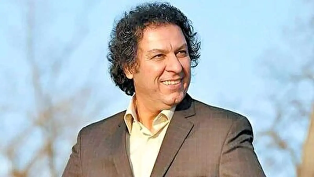 ویدئویی خاطره انگیز از خوانندگی زنده یاد آرش میراحمدی در برنامه کودک‌شو