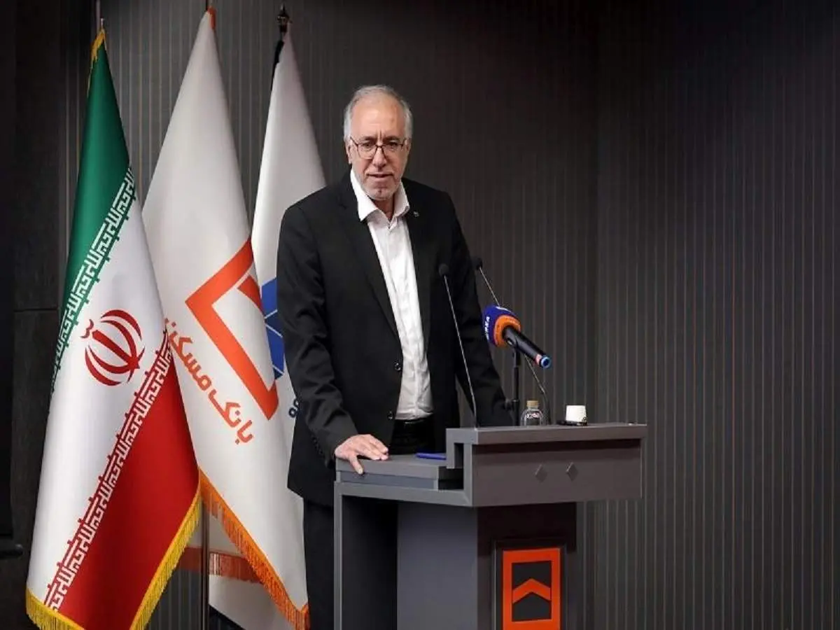 بانک مسکن پای کار مردم است