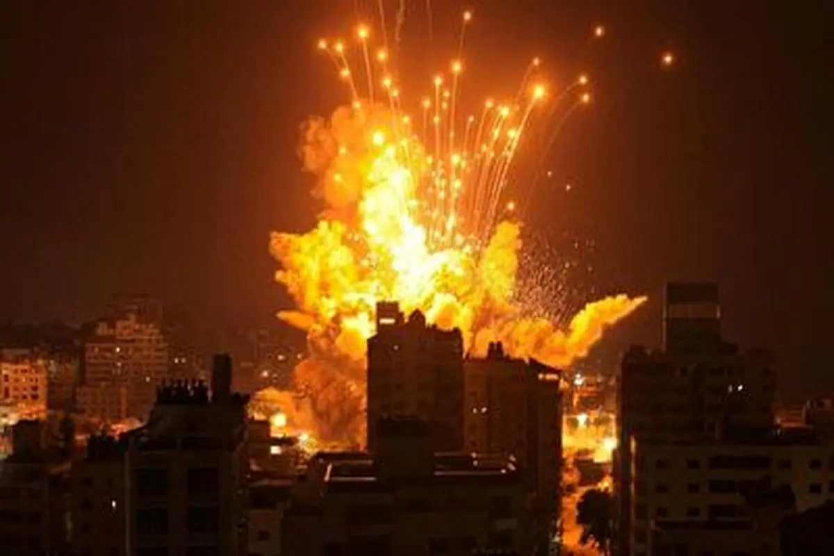 آغاز بمباران غزه از اولین ساعات صبح امروز+ فیلم