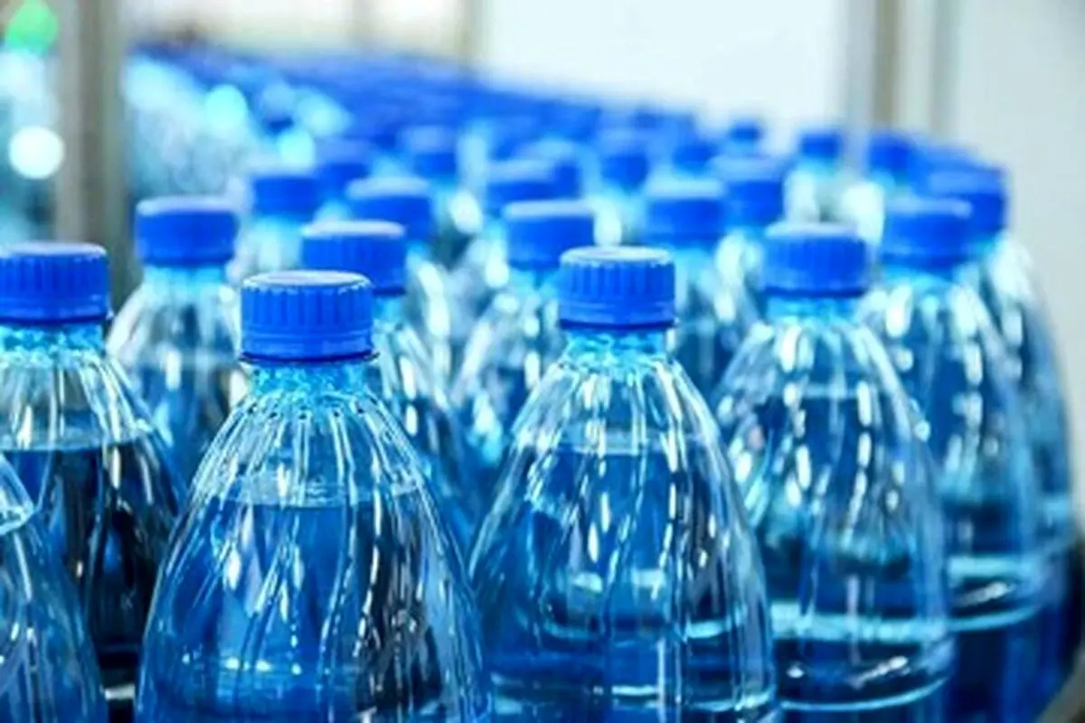 خطر نگهداری این مایعات در بطری پلاستیکی