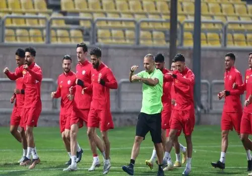 انتقاد بازیکن سابق پرسپولیس از تمدید نشدن قرارداد گولسیانی+ عکس