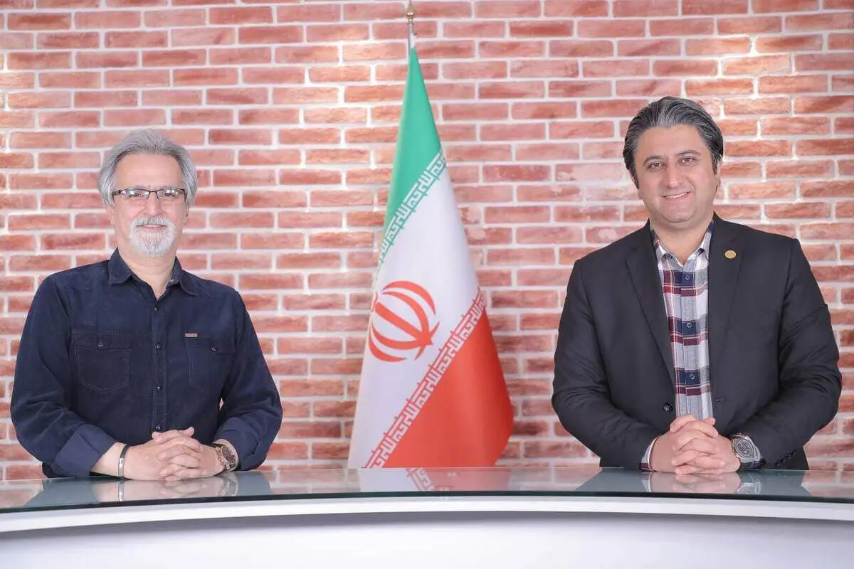 با شادمهر عقیلی ترانه دفاع مقدس ساختیم